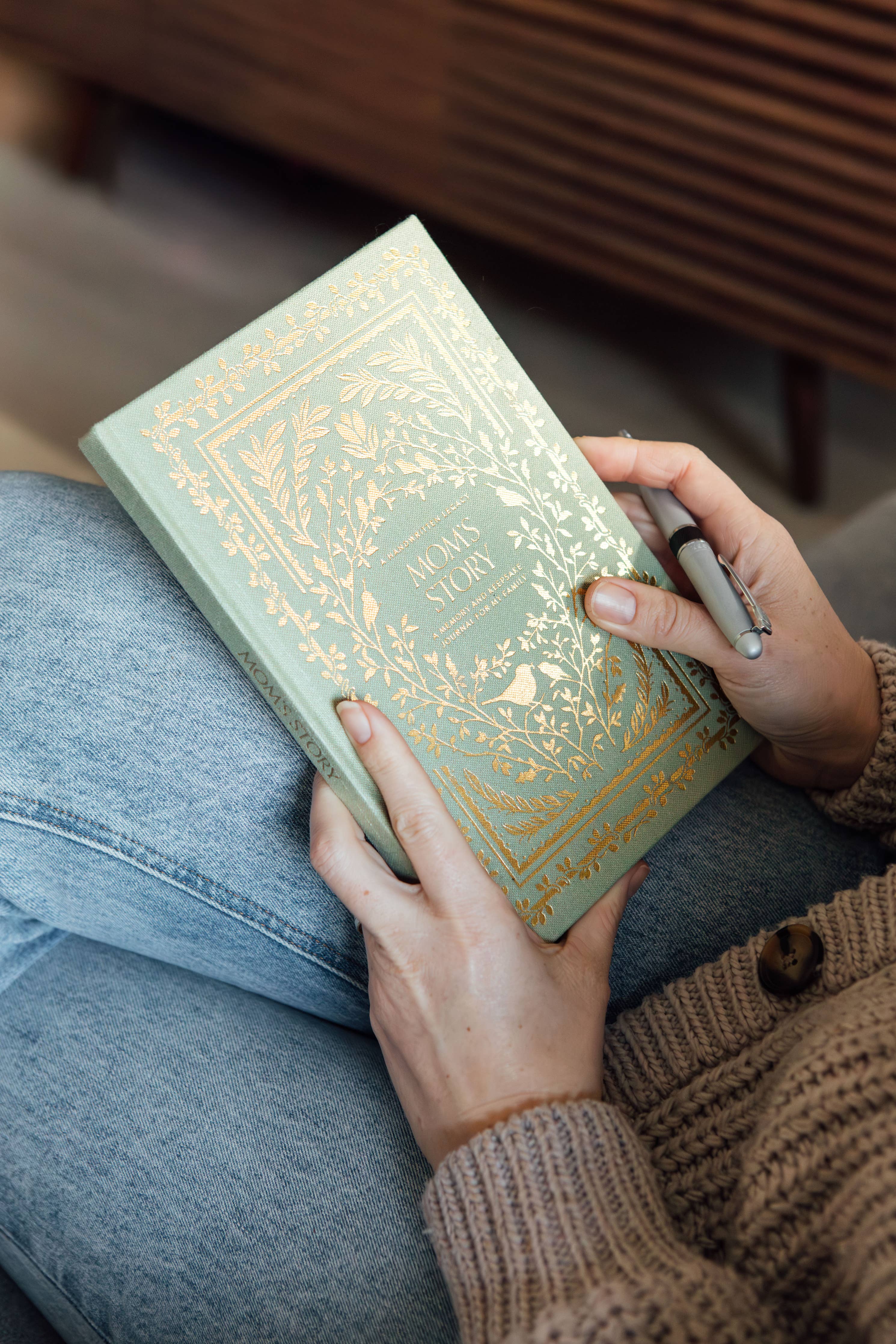 Mom's Story: A Journal for the Family