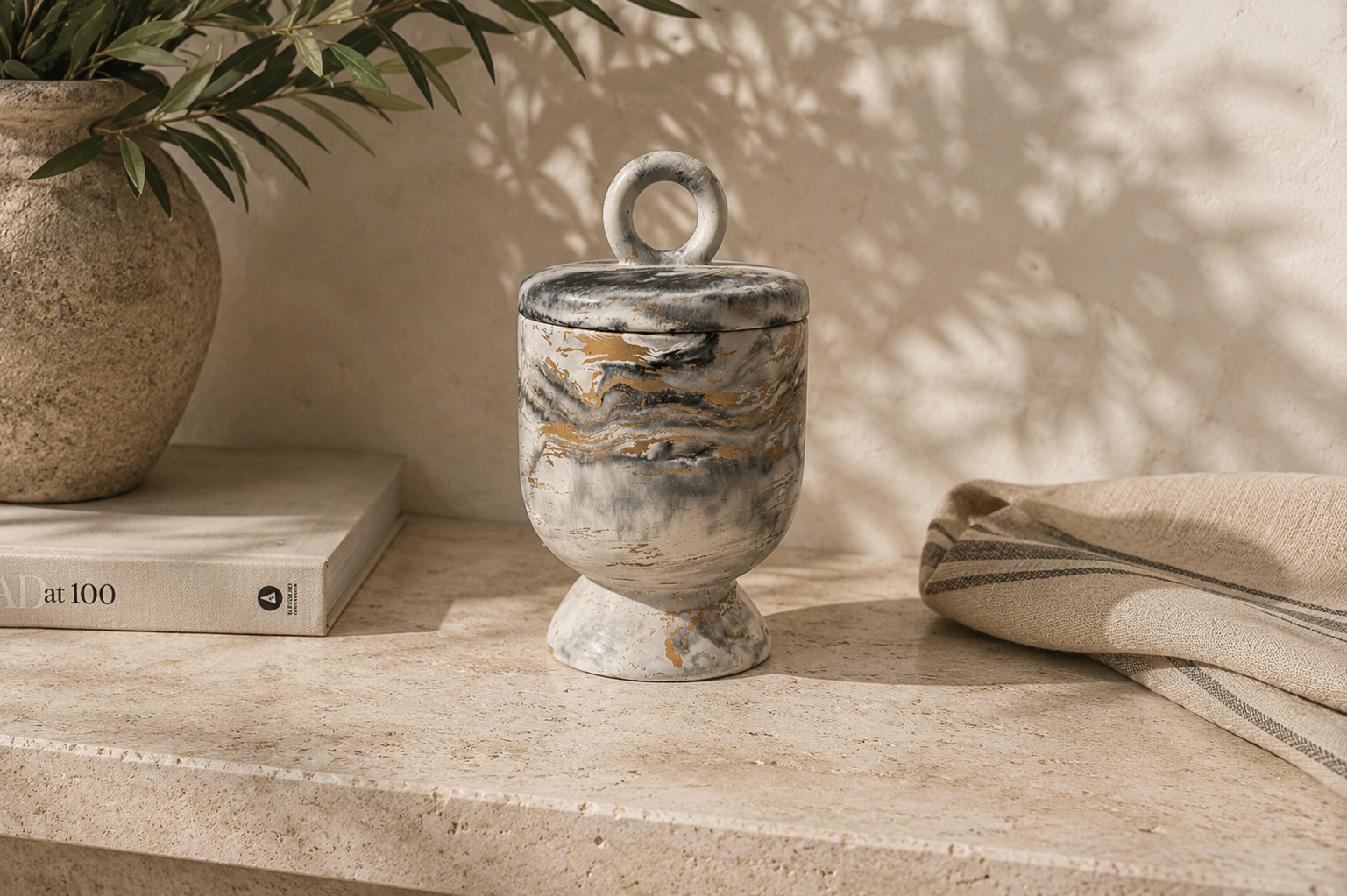 Calista Candle Pot